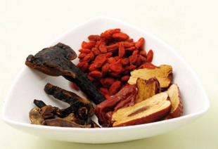 灵芝枸杞茶加红枣